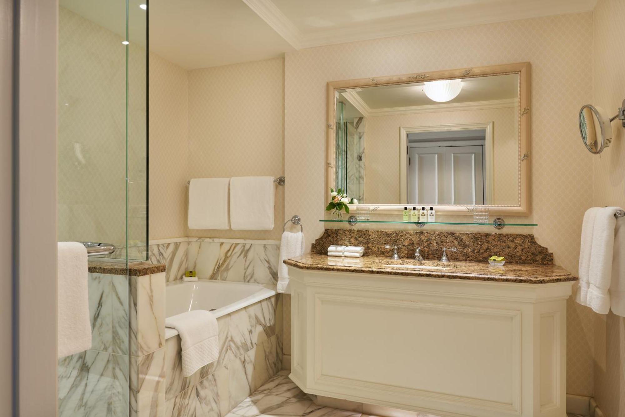 One bedroom suite with balcony
